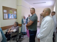 Сегодня епископ Югорский и Няганский Фотий посетил Белоярскую районную больницу