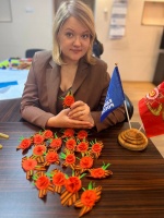 В День Победы для Победы: волонтеры готовят броши к 9 мая В День Победы для Победы: волонтеры готовят броши к 9 мая